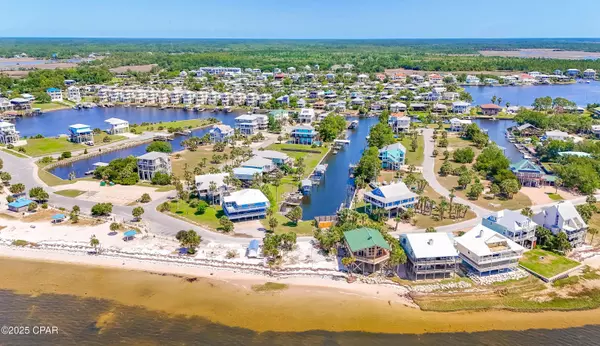 26 Sea Breeze DR #7B, Crawfordville, FL 32327