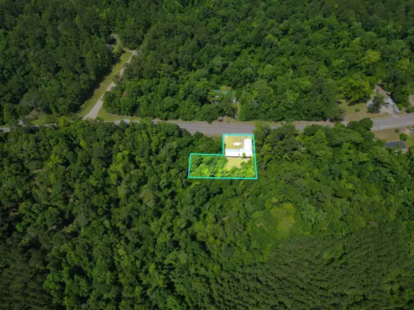 977 Lincoln Drive, Chattahoochee, FL 32324