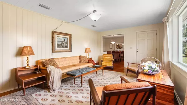 7721 S State Road 71, Blountstown, FL 32424