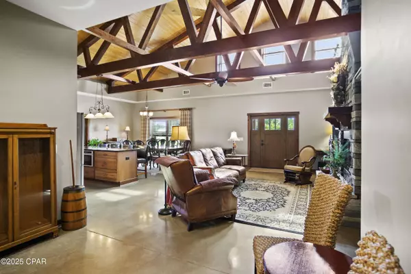 20624 County Road 275, Altha, FL 32421