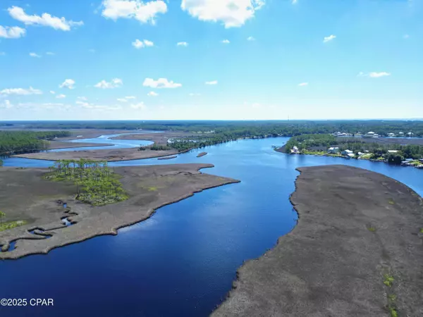 179 Mojita DR, Carrabelle, FL 32322