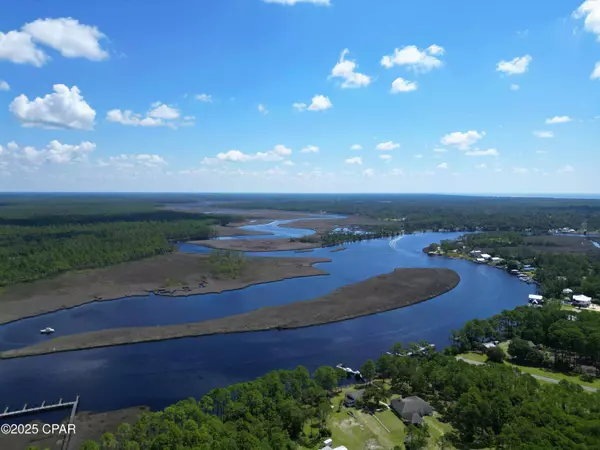 179 Mojita DR, Carrabelle, FL 32322