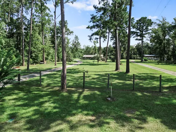 8372 NW River Road, Bristol, FL 32321