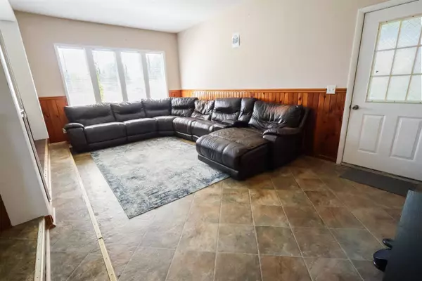 12708 NW Pea Ridge Road, Bristol, FL 32321