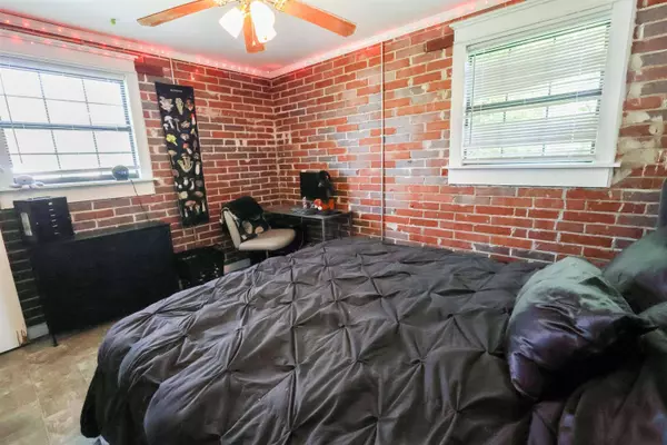 12708 NW Pea Ridge Road, Bristol, FL 32321