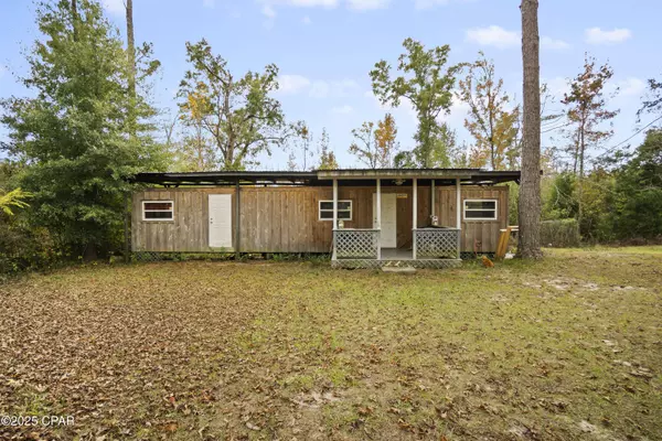 14443 SW TD Barker RD, Kinard, FL 32449