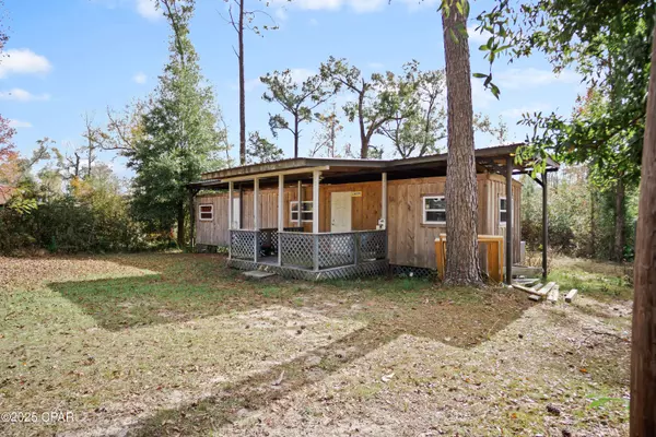 14443 SW TD Barker RD, Kinard, FL 32449