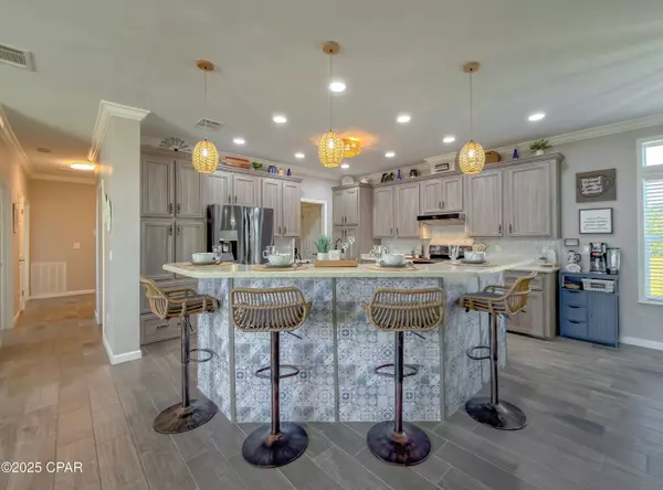 242 N Comet AVE, Panama City, FL 32404