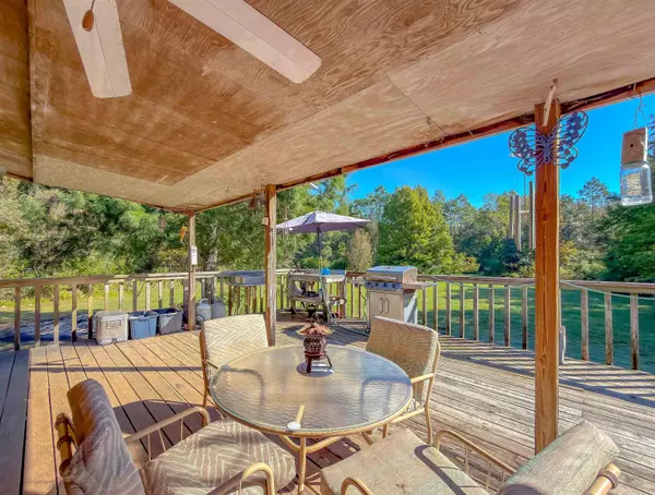 16540 NW County Road 379A, Bristol, FL 32321