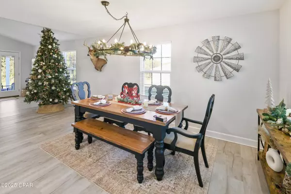 21369 NE Spring Hill DR, Blountstown, FL 32424