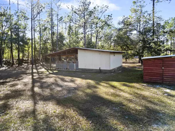 13563 SW Forest Road 141, Bristol, FL 32321