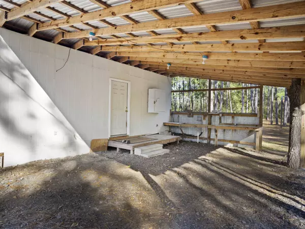 13563 SW Forest Road 141, Bristol, FL 32321