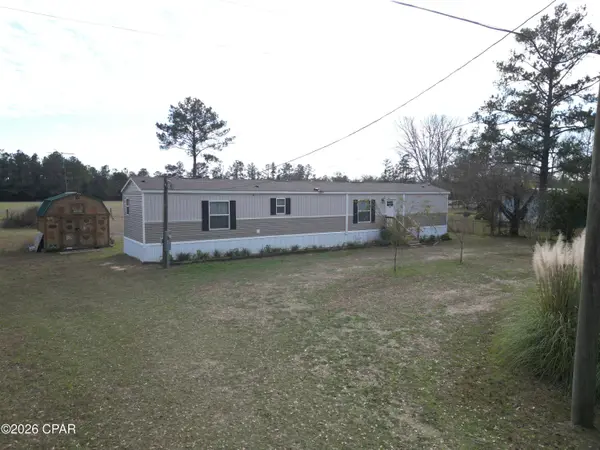 10453 NW Schmarje LN, Bristol, FL 32321