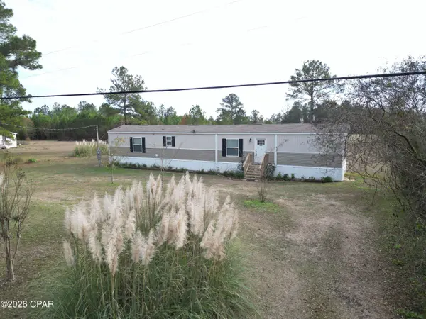 10453 NW Schmarje LN, Bristol, FL 32321