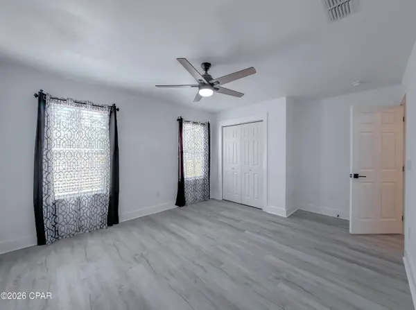 15608 NE New Market RD, Hosford, FL 32334