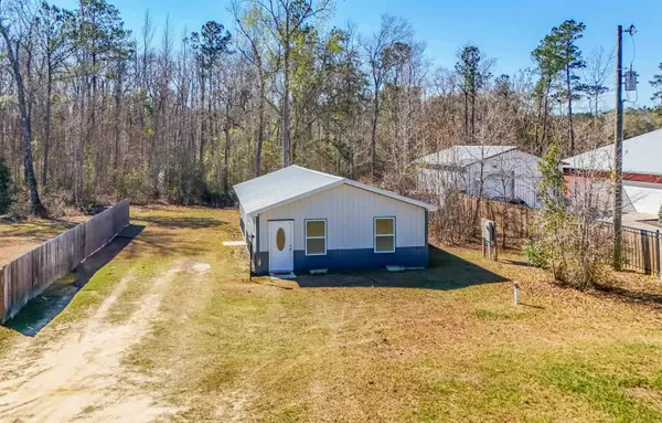 11953 NW Lake Mystic Lee Duggar Road, Bristol, FL 32321