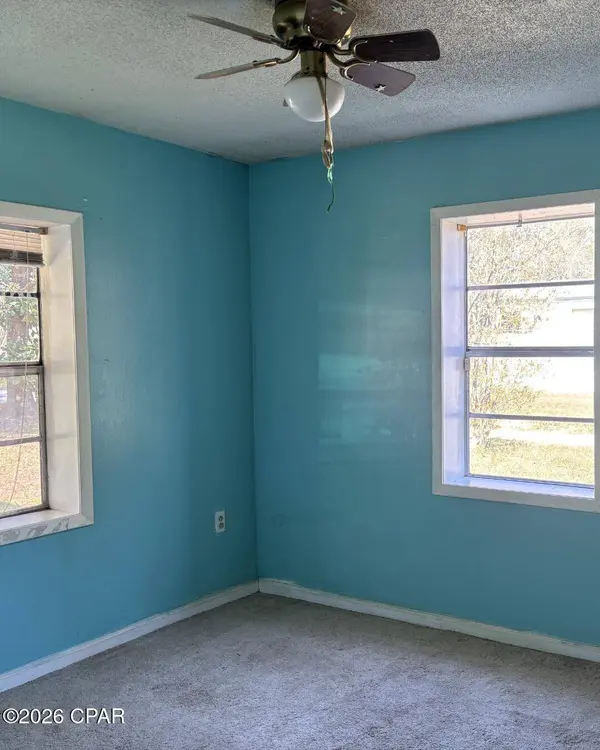 19655 Barfield RD, Blountstown, FL 32424