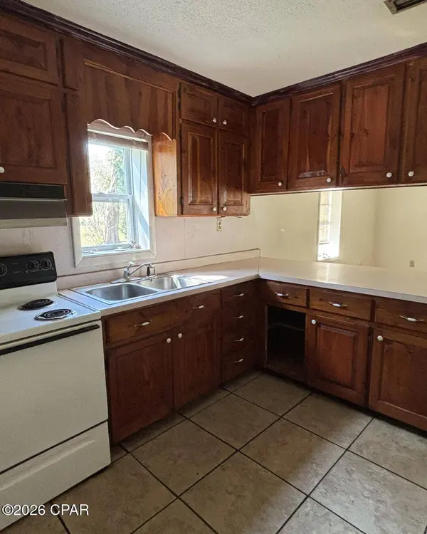 19655 Barfield RD, Blountstown, FL 32424