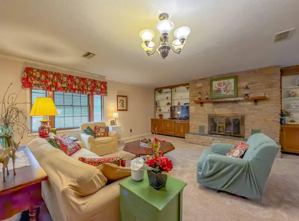 15870 SE Pear Street, Blountstown, FL 32424