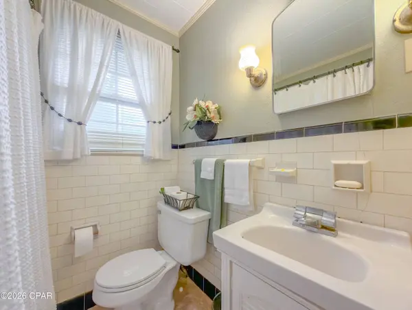 15870 SE Pear ST, Blountstown, FL 32424