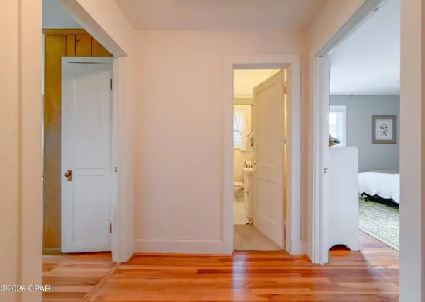 15870 SE Pear ST, Blountstown, FL 32424