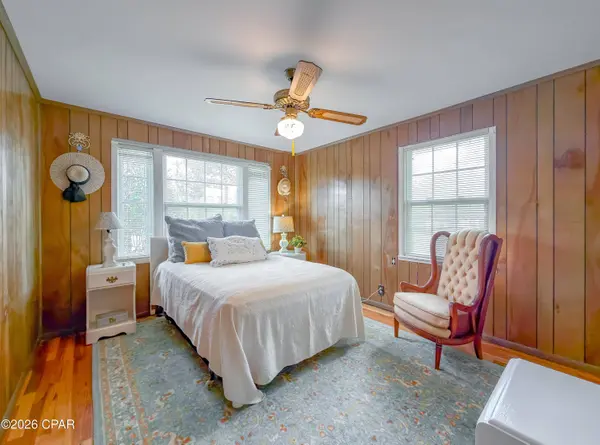 15870 SE Pear ST, Blountstown, FL 32424