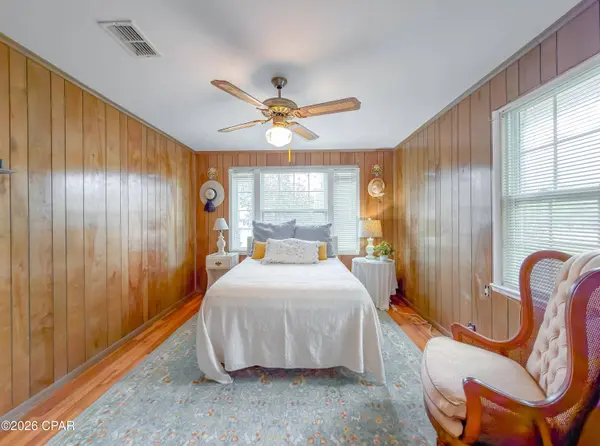 15870 SE Pear ST, Blountstown, FL 32424