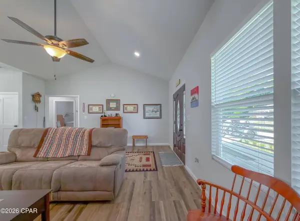 12634 NW Twin Oaks DR, Bristol, FL 32321