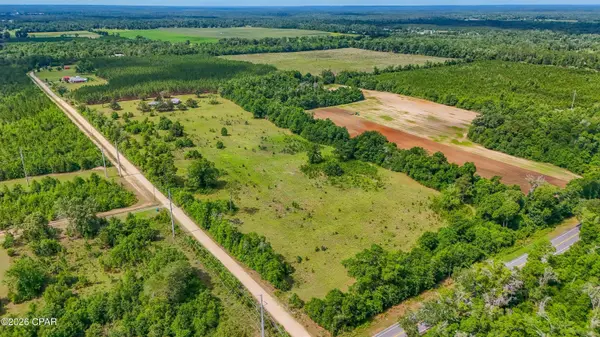 2555 Hollister RD, Marianna, FL 32446