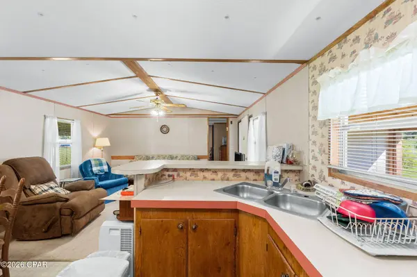 454 Canning DR, Wewahitchka, FL 32465