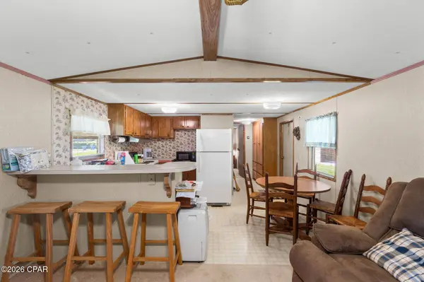 454 Canning DR, Wewahitchka, FL 32465