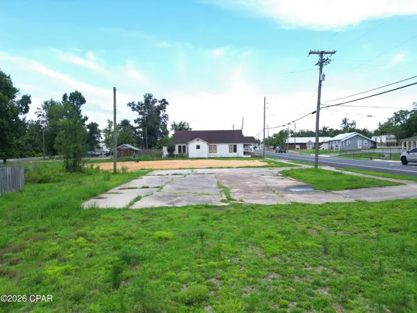 17475 N Main ST, Blountstown, FL 32424