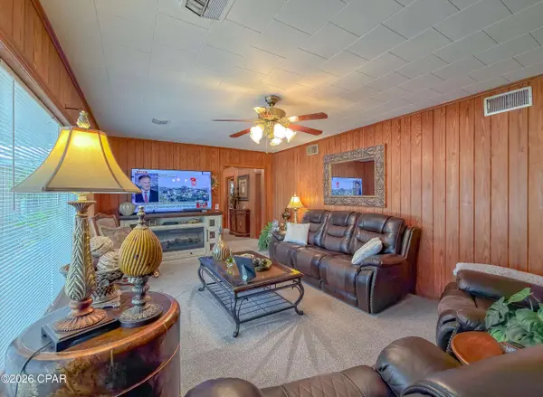 14344 NW State Road 20, Bristol, FL 32321