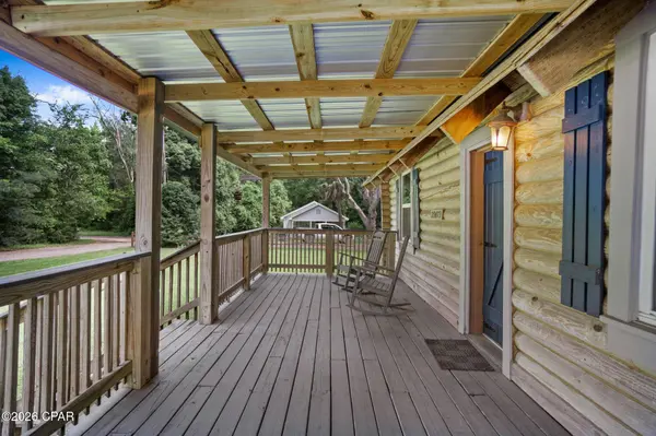 20473 NW Walnut AVE, Blountstown, FL 32424