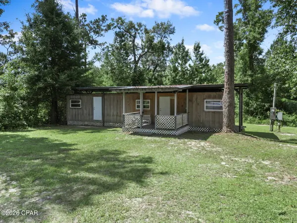 14443 SW D Barker RD, Kinard, FL 32449
