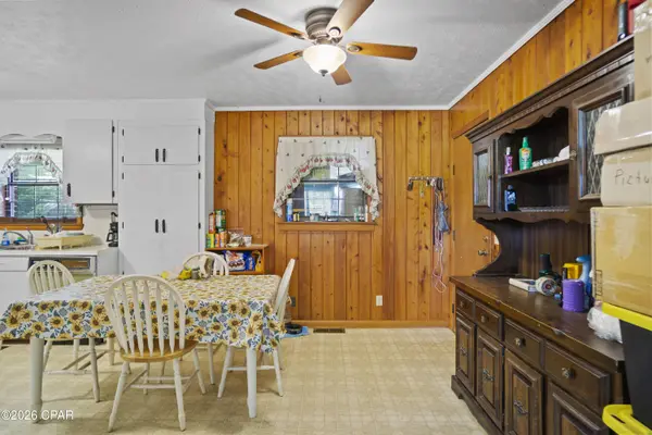 16478 SW Mimosa ST, Blountstown, FL 32424
