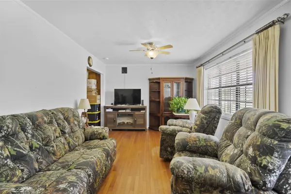 16478 SW Mimosa Street, Blountstown, FL 32424