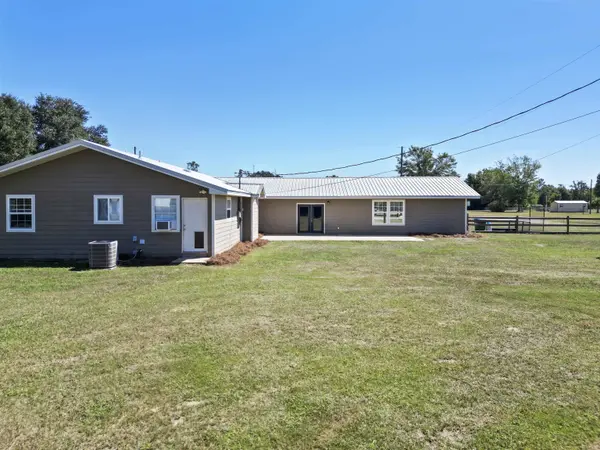 17014 NW Harry G Mcclellan Road, Blountstown, FL 32424