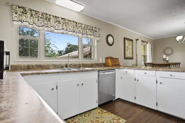 4505 Davis Street, Marianna, FL 32446