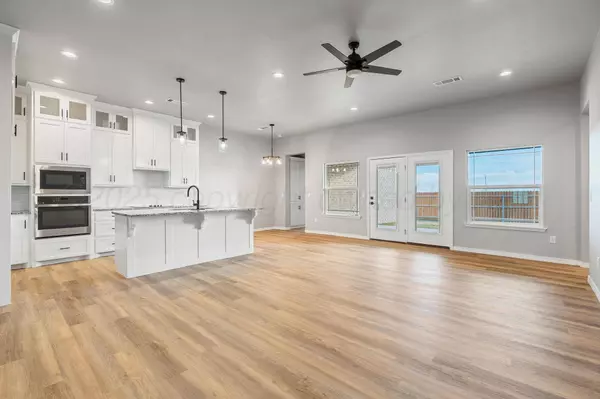 12561 LEONA DR, Canyon, TX 79015