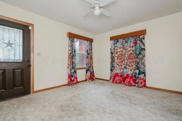 1413 FOX AVE, Dumas, TX 79029