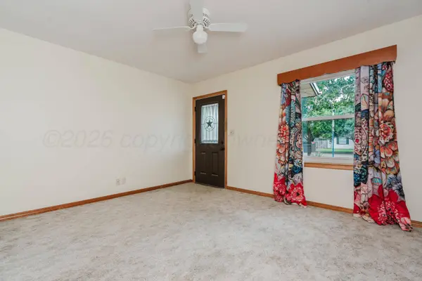 1413 FOX AVE, Dumas, TX 79029