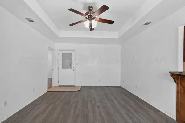 1303 FOX TERRIER AVE, Amarillo, TX 79108