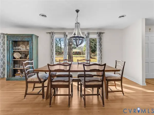 501 Paddington DR, Midlothian, VA 23114