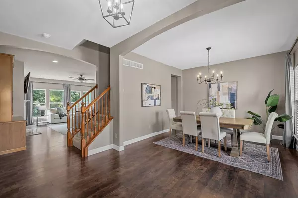 206 Twin Birch Ct, Lake St Louis, MO 63367-4861