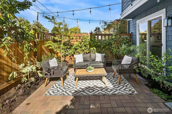 833 NW 62nd ST, Seattle, WA 98107