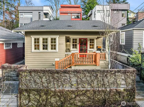 2572 3rd AVE W, Seattle, WA 98119