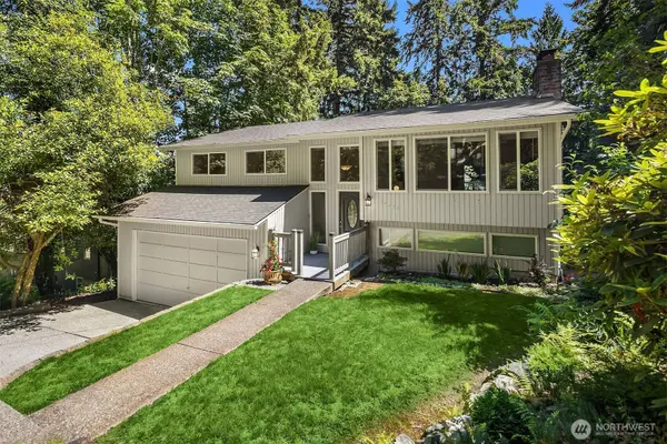 14658 204th AVE SE, Renton, WA 98059