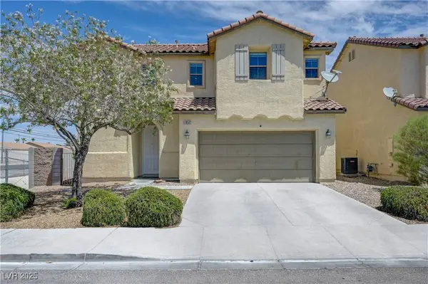1952 W Hammer LN, North Las Vegas, NV 89031