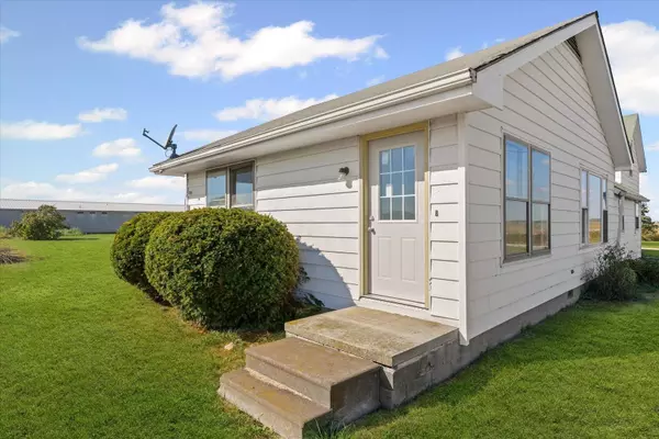 139 N 1500E RD, Paxton, IL 60957